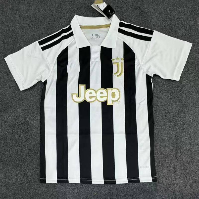 T-shirts de futebol